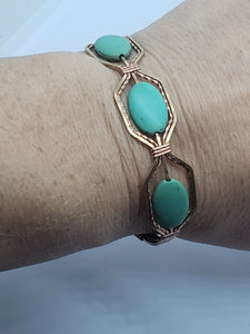 Three green beads copper bracelet